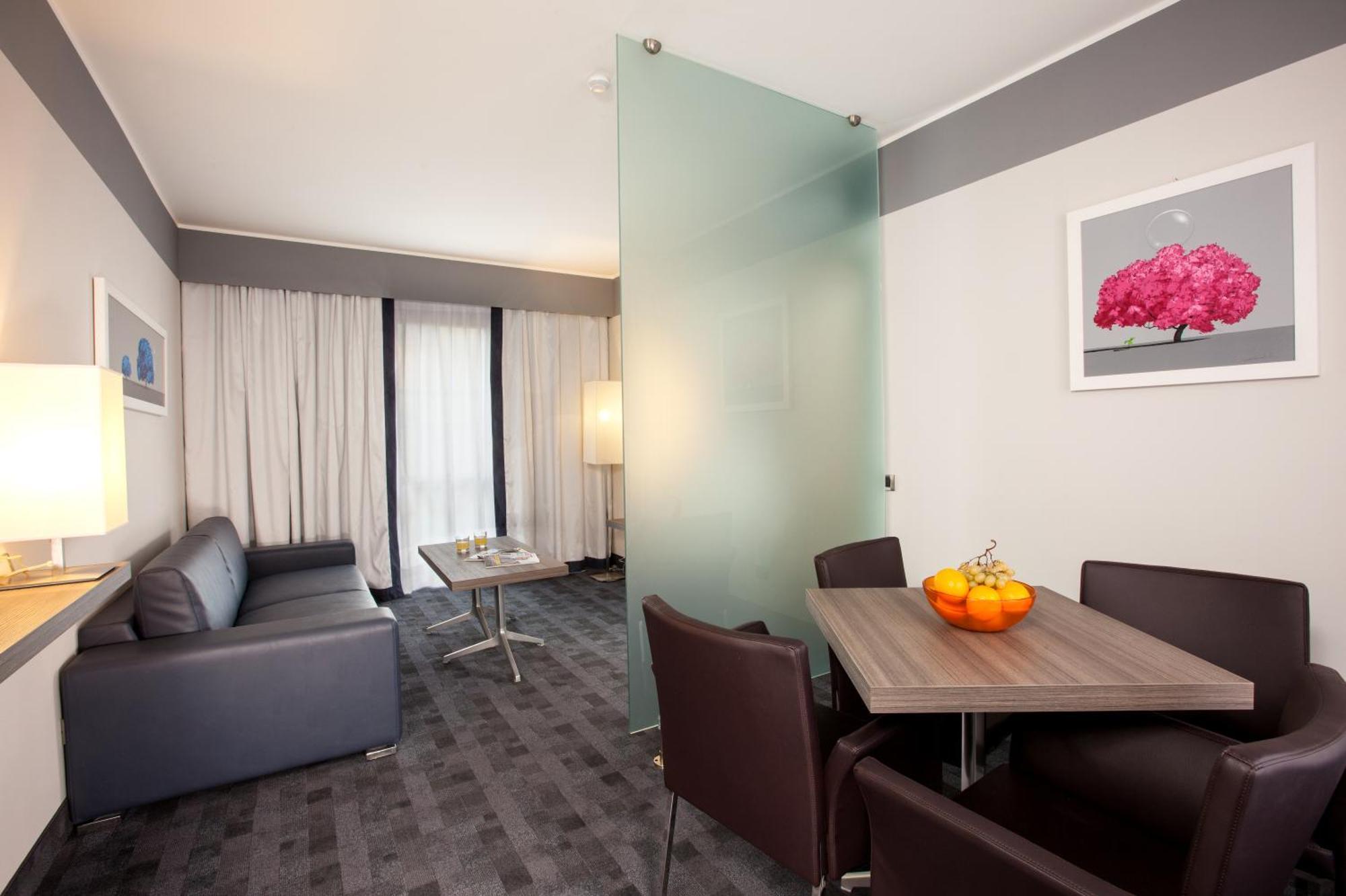 Best Western Plus Borgolecco Hotel Arcore Buitenkant foto